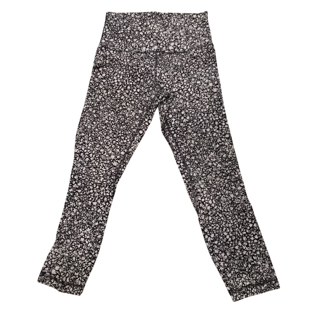 Lululemon Align High Rise Crop 21 Black White Floral Leggings Size 6 LW6BPAS